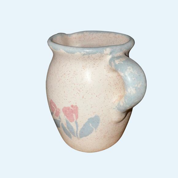 Vintage Beige Tulip Gravy Pitcher | Speckled Ceramic Creamer | Cottagecore - Picture 6 of 8